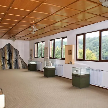 Tourist Center Momina Krepost 2* Veliko Tarnovo