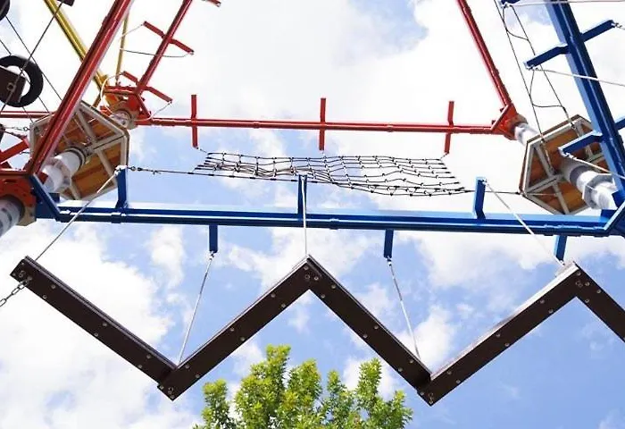 Tourist Center Momina Krepost Hotel 2*